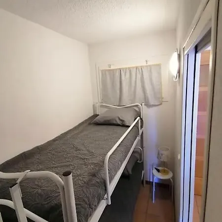 Appartement Studio A 200 Metres De La *